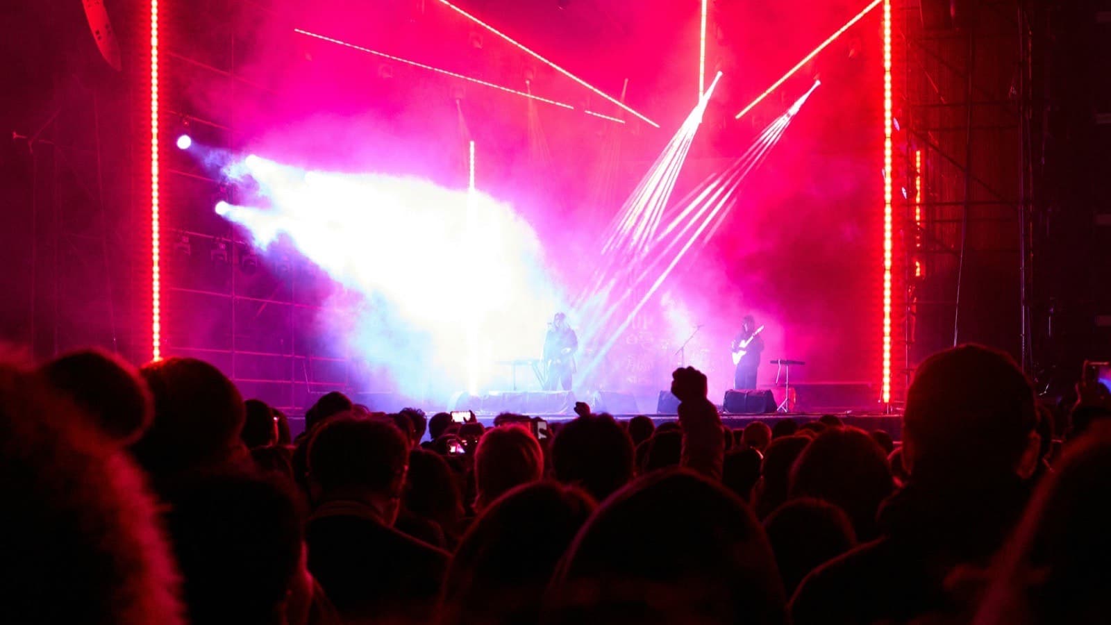 How to plan a Tomorrowland 2027 trip with your crew